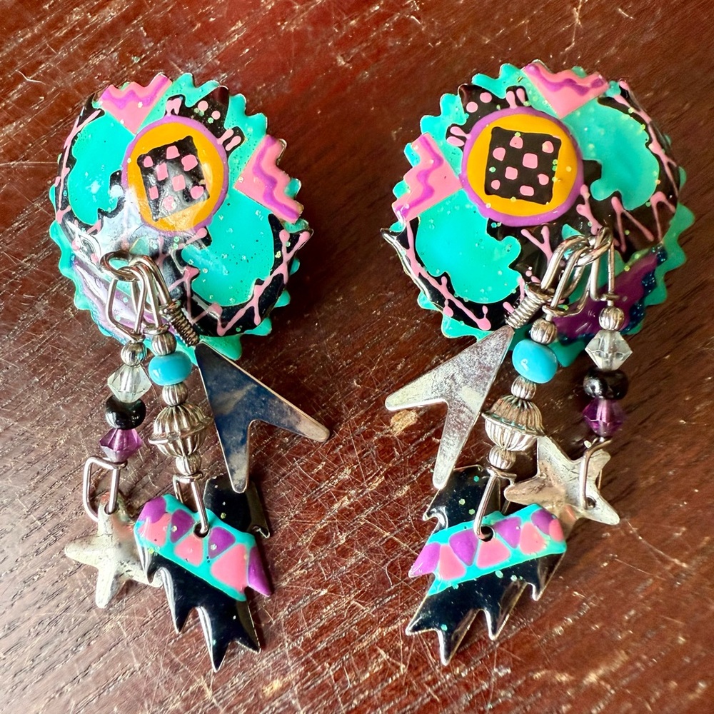 VTG Lunch at the Ritz “Native Nachos” 90s earrings